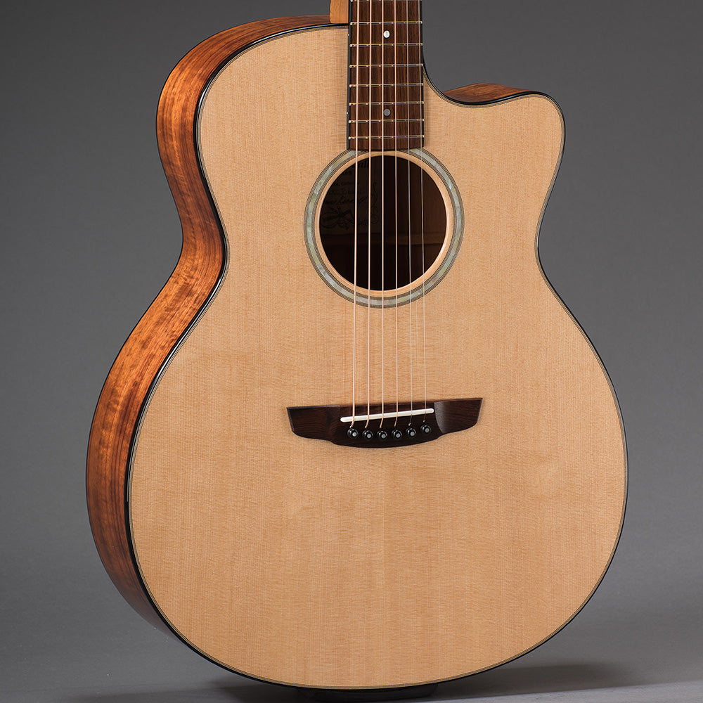 Goodall Aloha Concert Jumbo