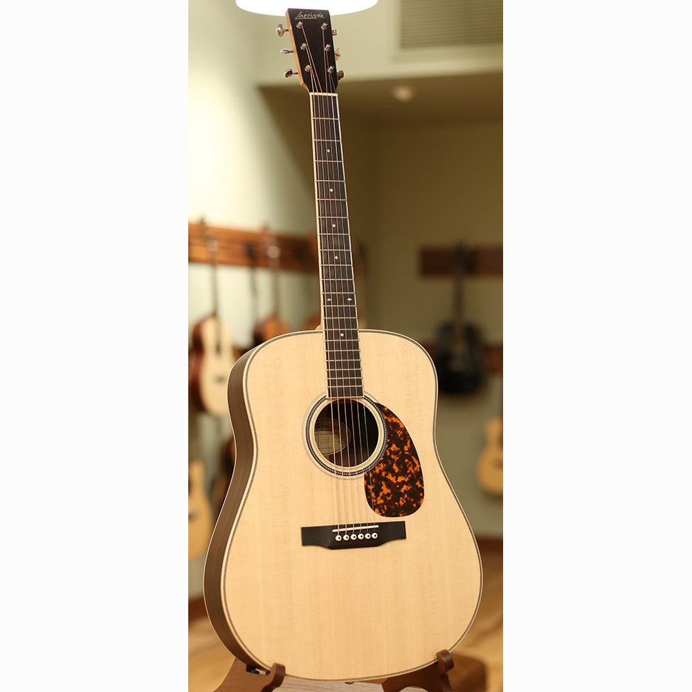Larrivee D-40R
