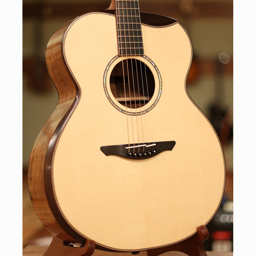 Avalon Tambuti Custom