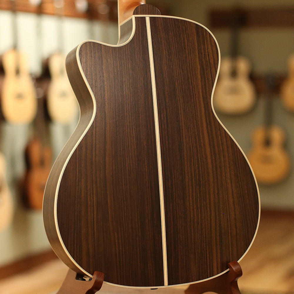 Lakewood Sungha Jung Signature